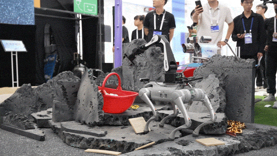 2025_外滩大会_科技展览-6