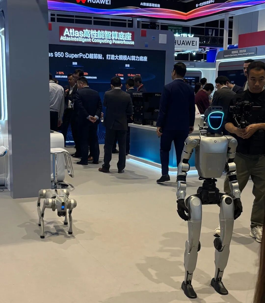 中国科技_香港_企业AI-2