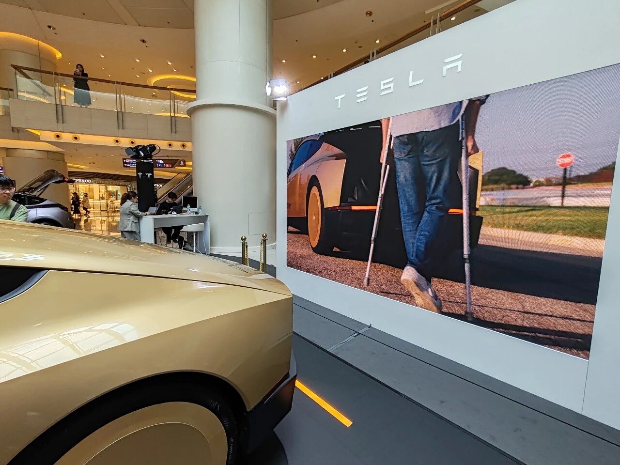 Cybercab_亚洲首展_香港-10