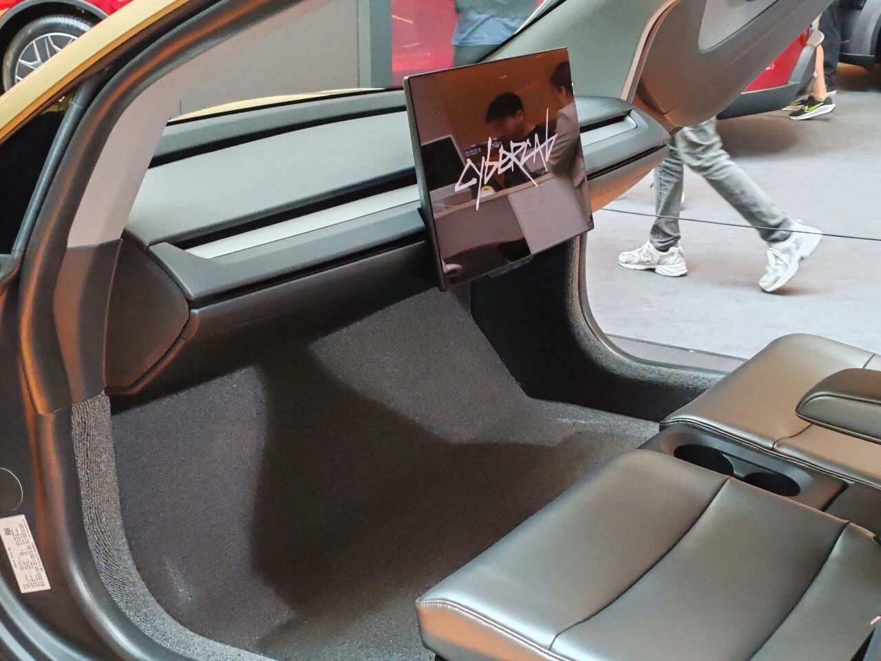 Cybercab_亚洲首展_香港-7