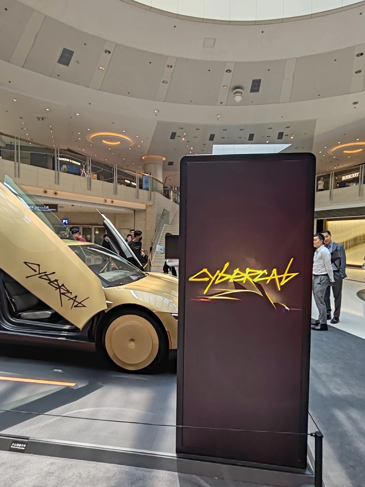 Cybercab_亚洲首展_香港-2