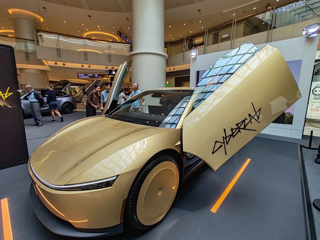 Cybercab_亚洲首展_香港-1